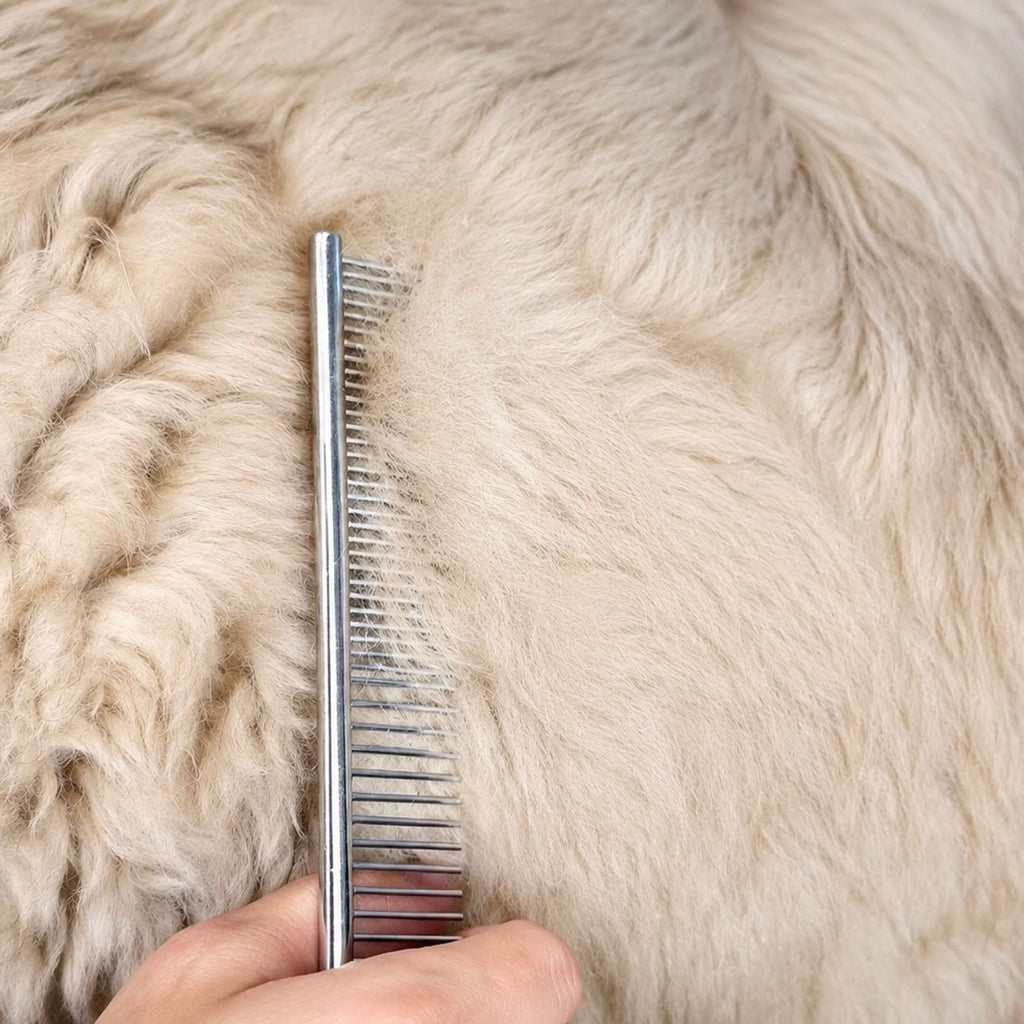 Woofé SmoothLine™ Metal Grooming Comb ✨