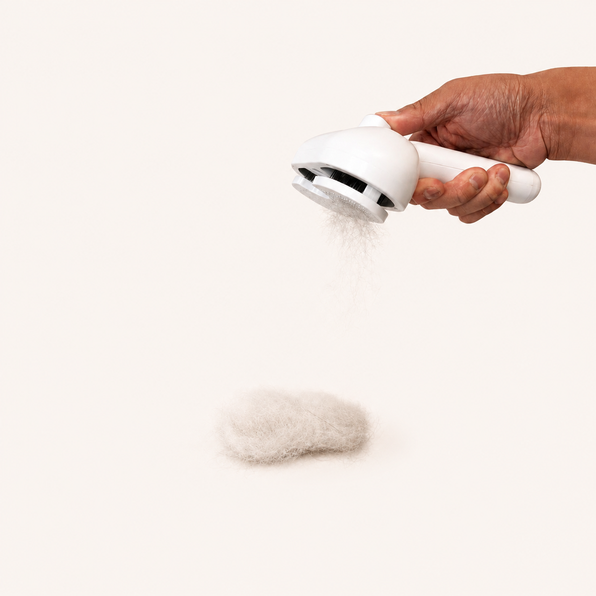 Woofé MistPaw™ Grooming Brush 💨